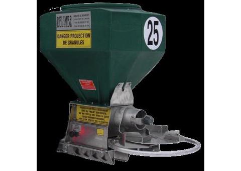 T11 road salt spreader